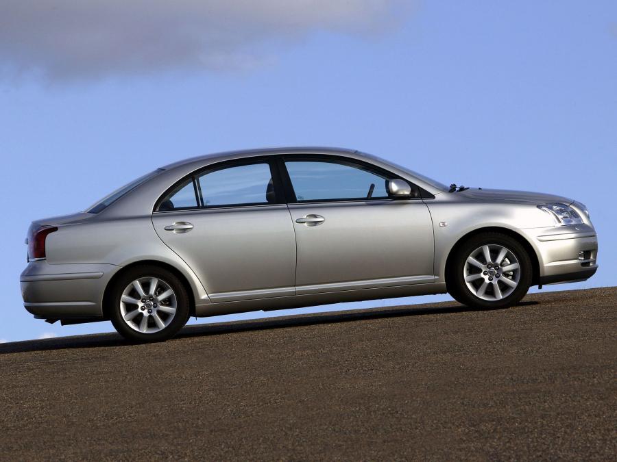  Toyota Avensis Sedan 2003 года  (фото 23 из 30)
